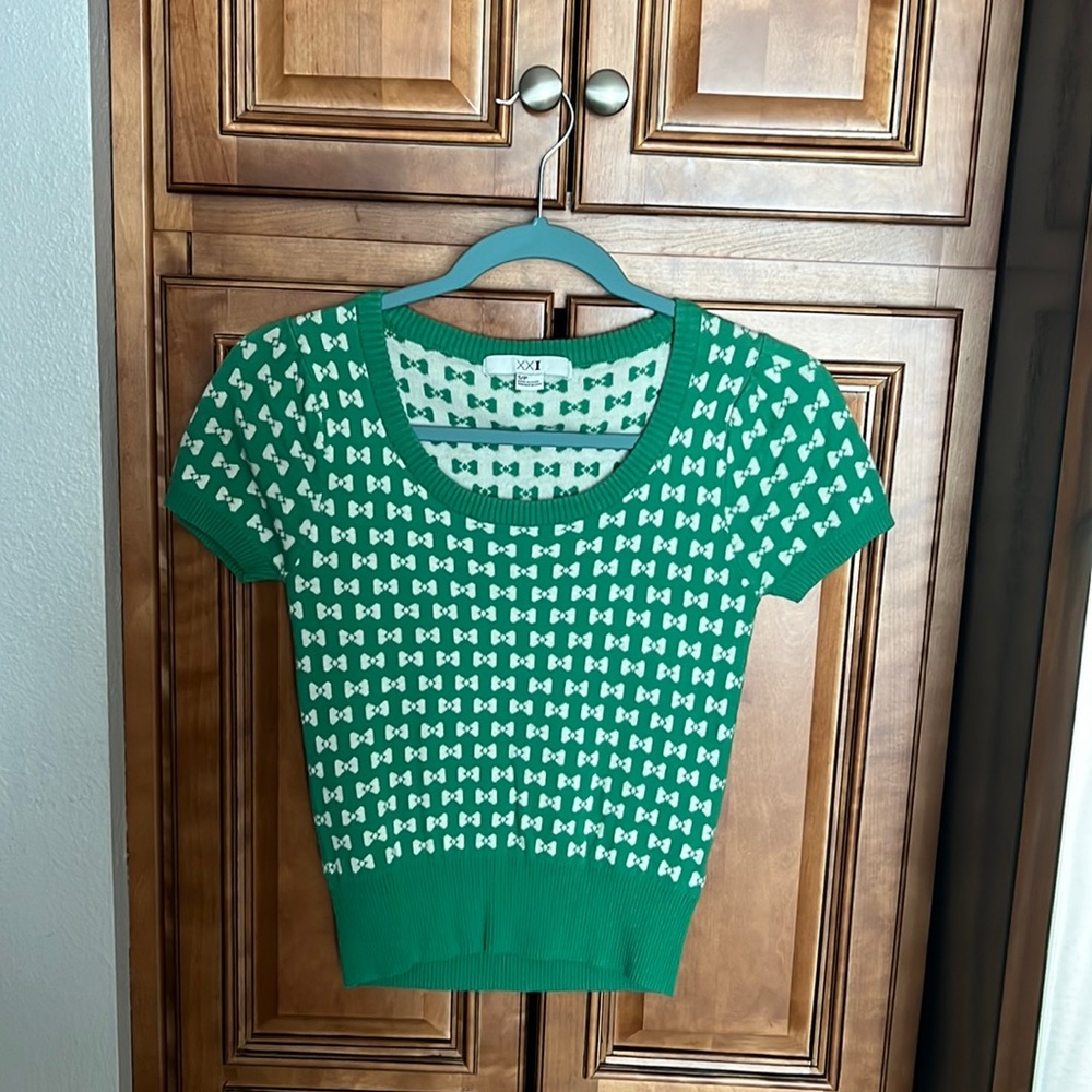 Cute Bow Sweater